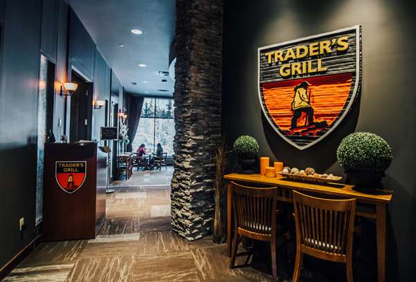 Restaurant - Explorer Hotel Yellowknife