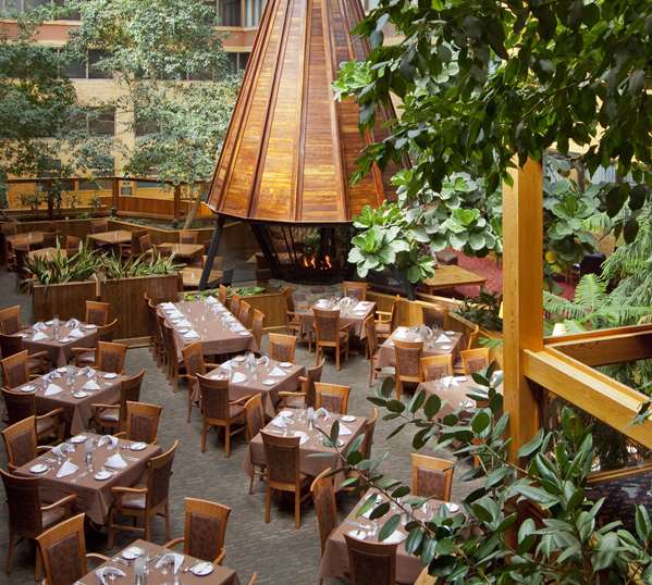 Restaurant - Sawridge Hotel Jasper