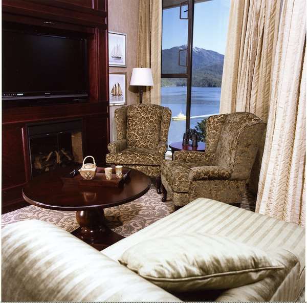 - Crest Hotel Prince Rupert