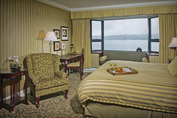  - Crest Hotel Prince Rupert