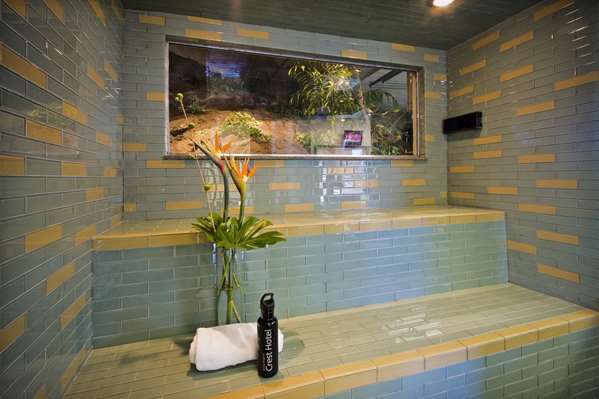 Spa - Crest Hotel Prince Rupert