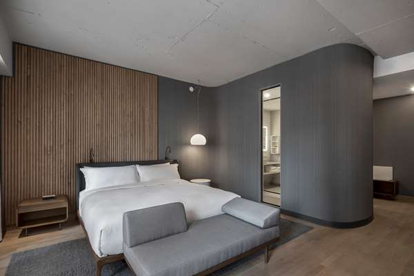  - Hotel Le Germain Montreal