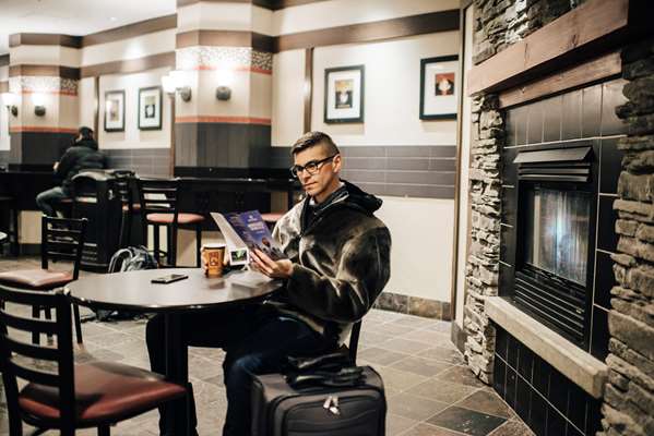 Restaurant - Frobisher Inn Iqaluit