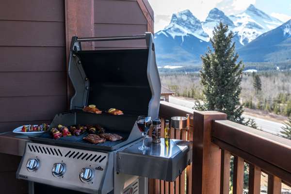  - Falcon Crest Lodge Canmore