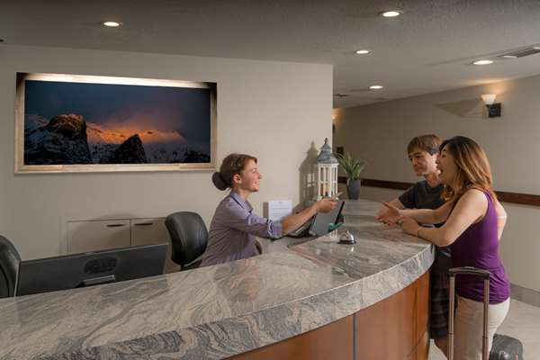  - Falcon Crest Lodge Canmore