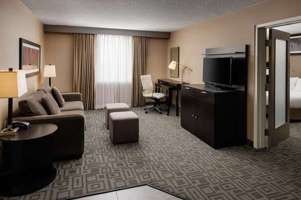 Suite - Pomeroy Hotel & Conference Centre Grande Prairie