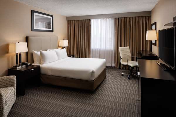  - Pomeroy Hotel & Conference Centre Grande Prairie