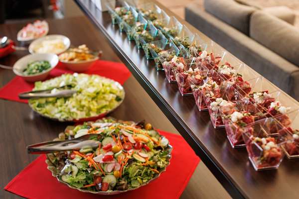 Restaurant - Pomeroy Hotel & Conference Centre Grande Prairie