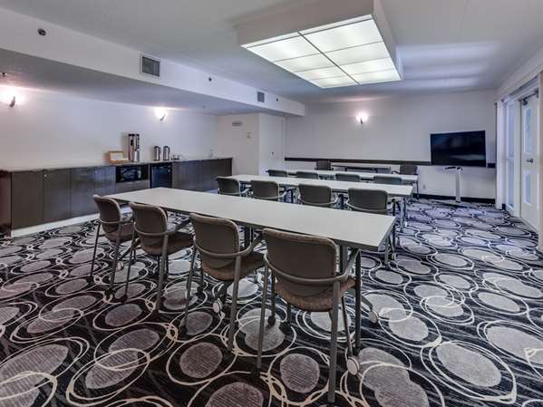  - Heritage Inn High River