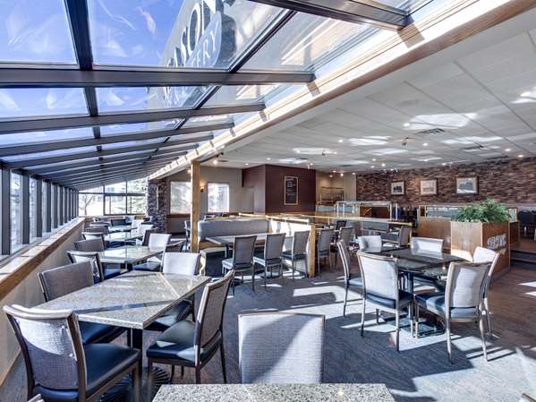 Restaurant - Heritage Inn High River