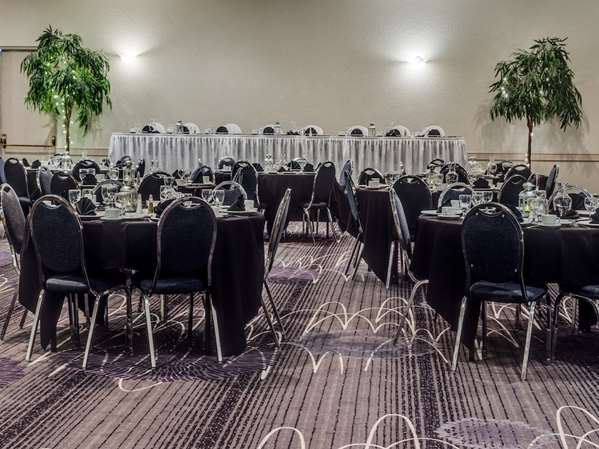  - Heritage Inn High River