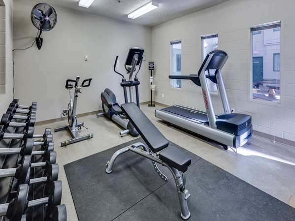 Fitness/ Exercise Room - Heritage Inn High River