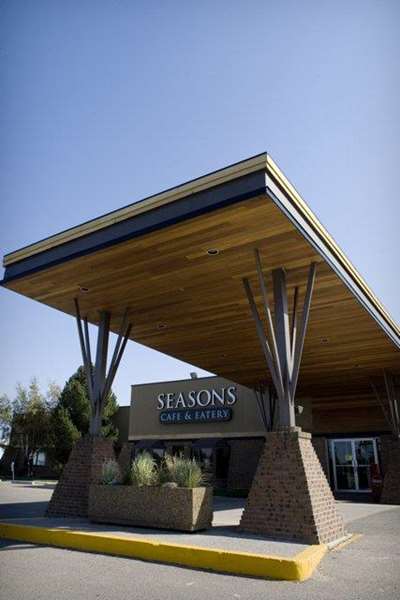 Exterior view - Heritage Inn Taber