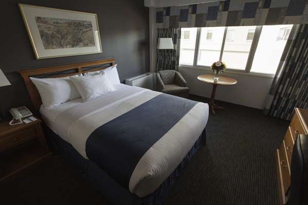  - Parktown Hotel Saskatoon