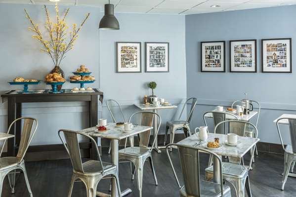 Restaurant - Lord Baltimore Hotel