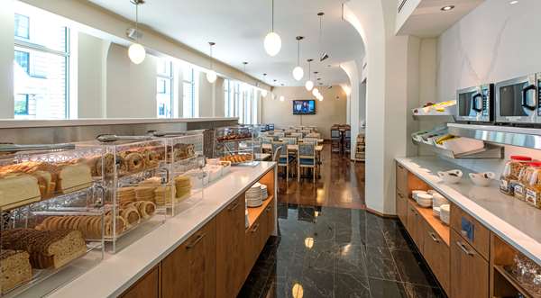 Restaurant - Le Square Phillips Hotel Montreal