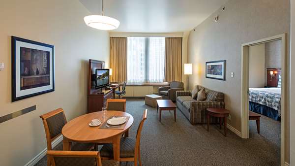 Suite - Le Square Phillips Hotel Montreal