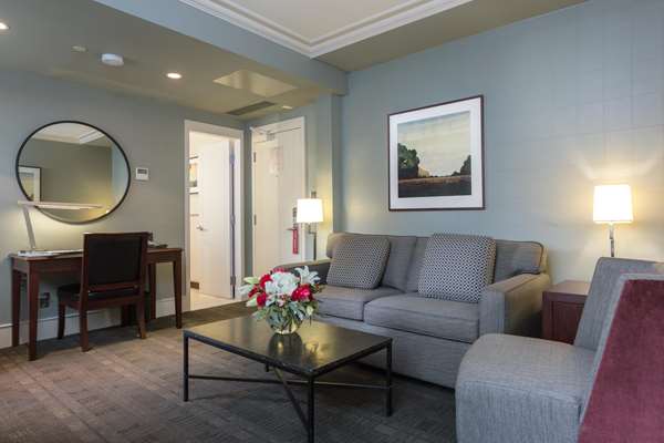 Suite - St Regis Hotel Vancouver