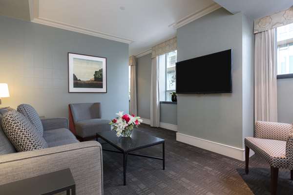Suite - St Regis Hotel Vancouver