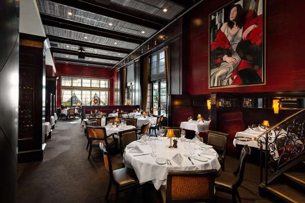 Restaurant - St Regis Hotel Vancouver