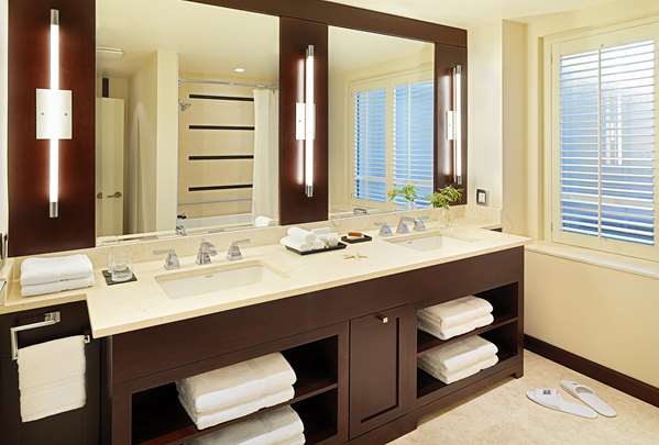  - St Regis Hotel Vancouver