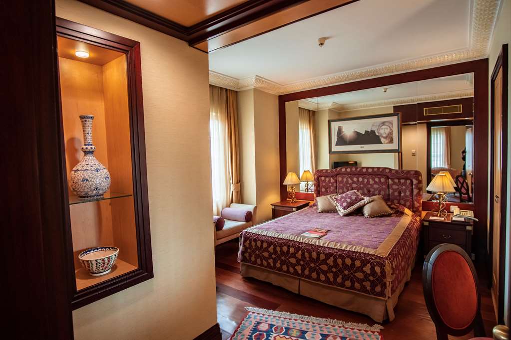 ERESIN HOTELS SULTANAHMET-guestroom-Guest Room,Suite,On-Site.jpg