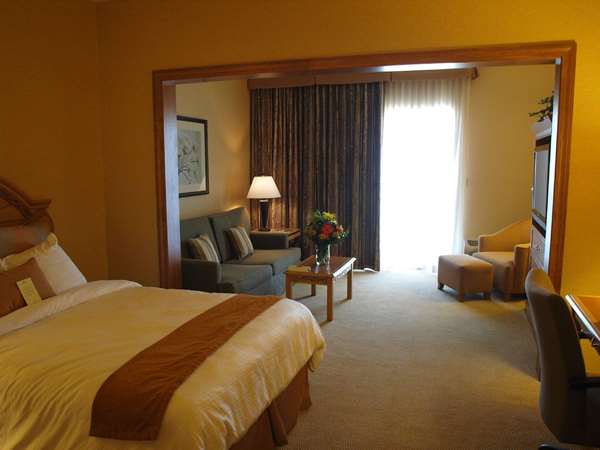  - Inn at Charles Town