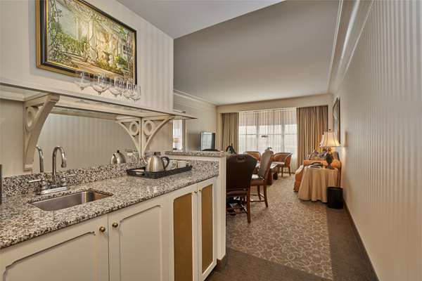 Suite - O. Henry Hotel Greensboro - I-40, Exit 214