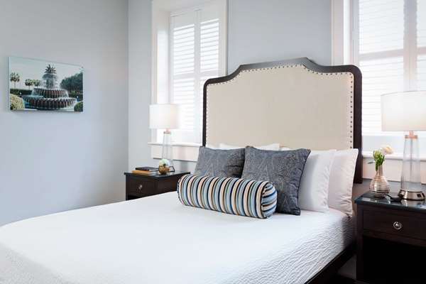  - Elliott House Inn Charleston