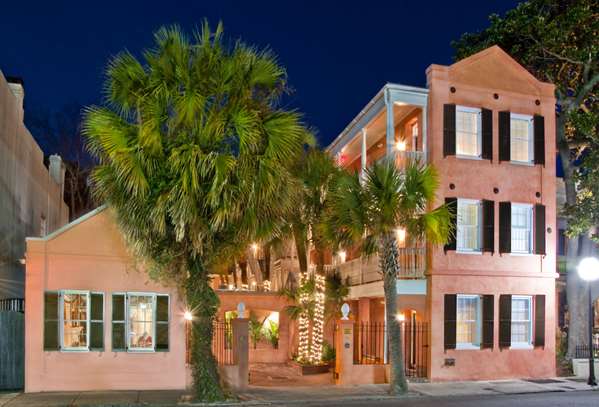 Exterior view - Elliott House Inn Charleston