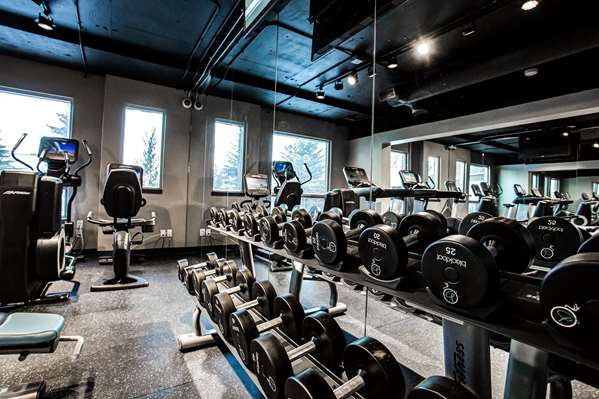Fitness/ Exercise Room - Hotel Blackfoot Calgary