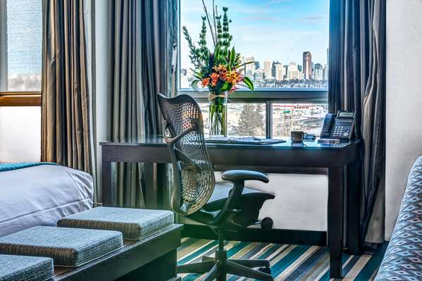  - Hotel Blackfoot Calgary