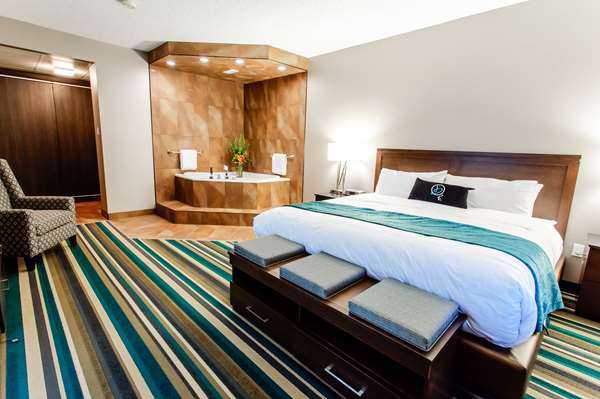 Suite - Hotel Blackfoot Calgary