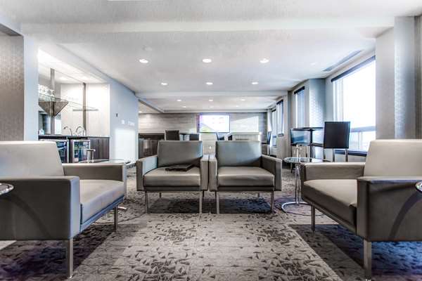 Bar - Hotel Blackfoot Calgary