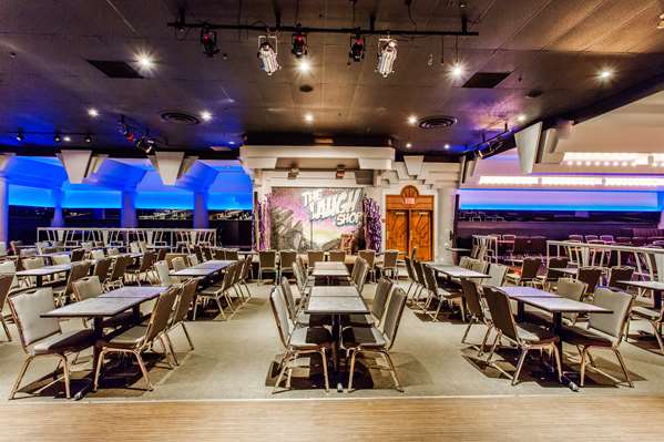  - Hotel Blackfoot Calgary