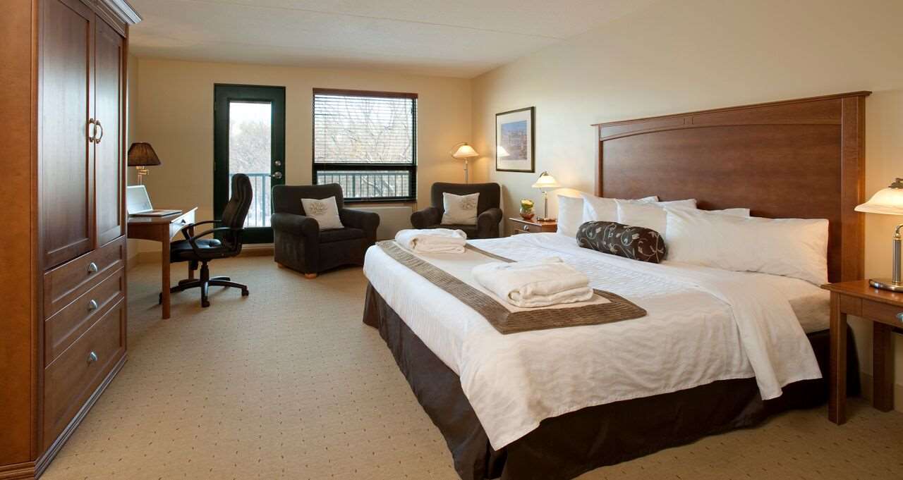 Temple Gardens Hotel & Spa Moose Jaw, SK See Discounts