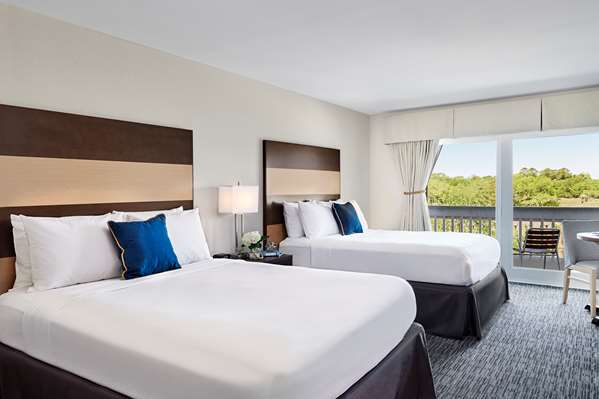  - Shem Creek Inn Mt Pleasant