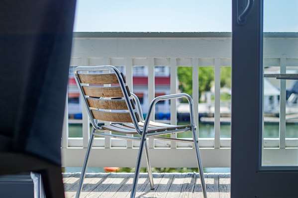  - Shem Creek Inn Mt Pleasant