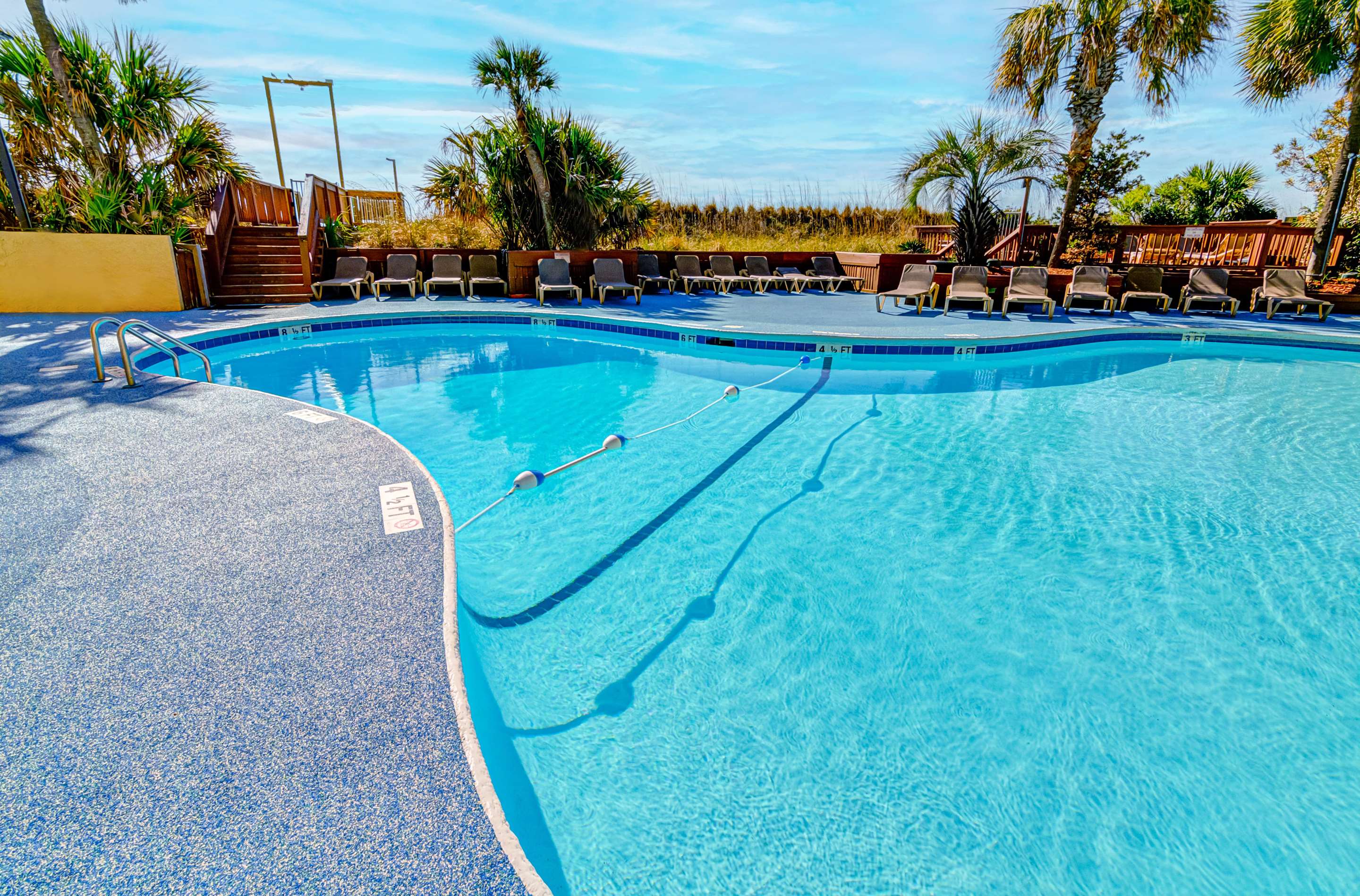 DSC min | Beach Cove Resort