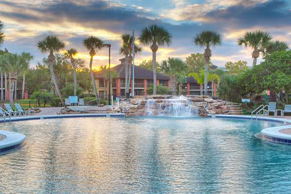 Pool - Legacy Vacation Club Resort Palm Coast