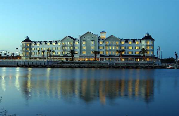 Exterior view - Waterfront Inn The Villages