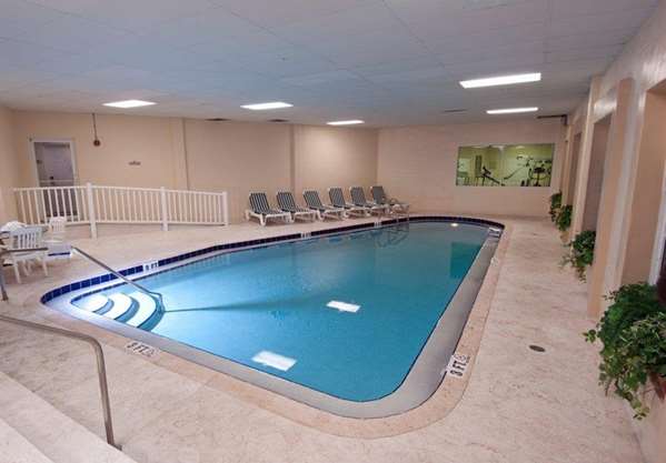 Pool - Royal Floridian Resort Ormond Beach