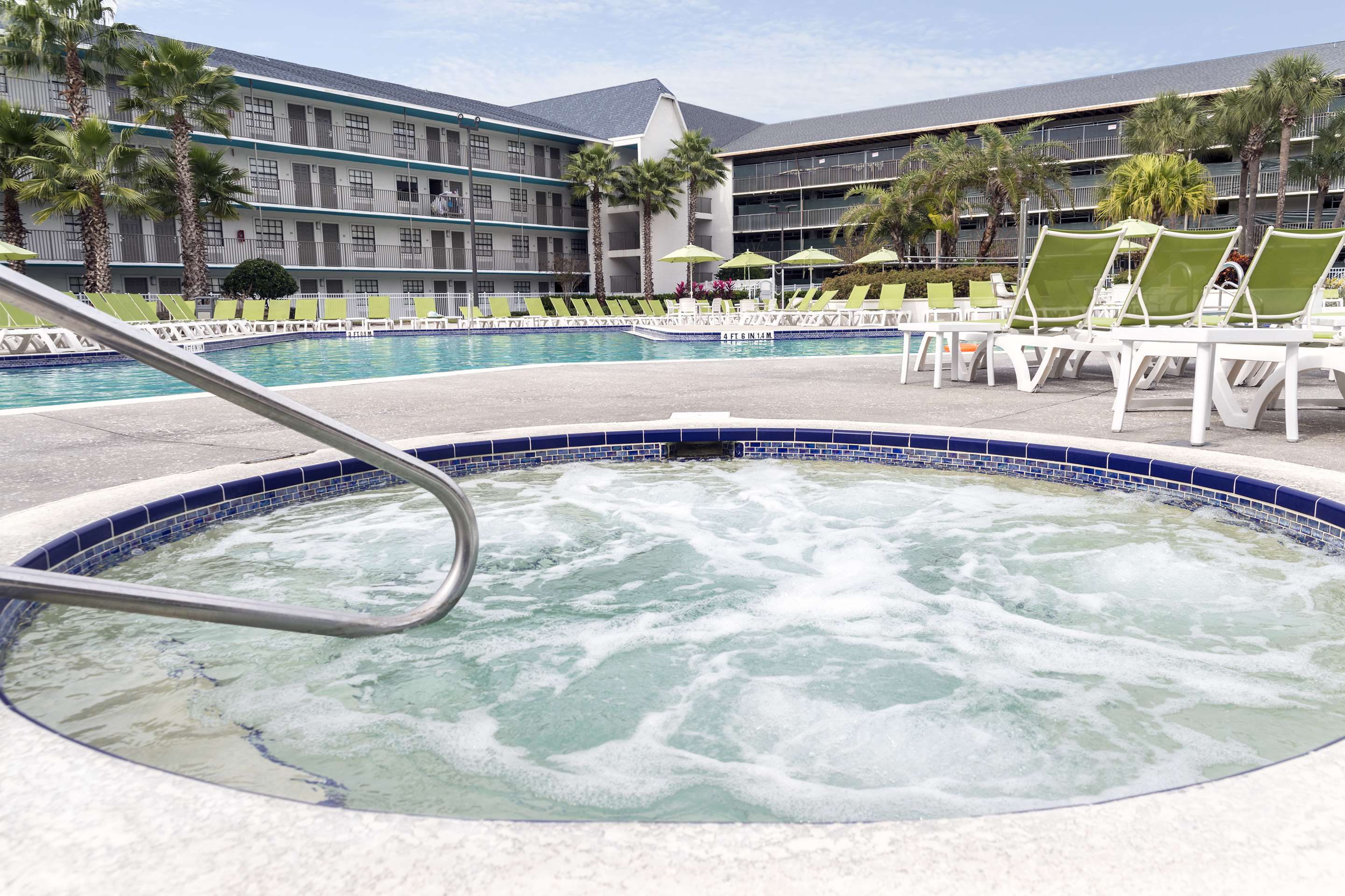 RHP | Avanti International Resort