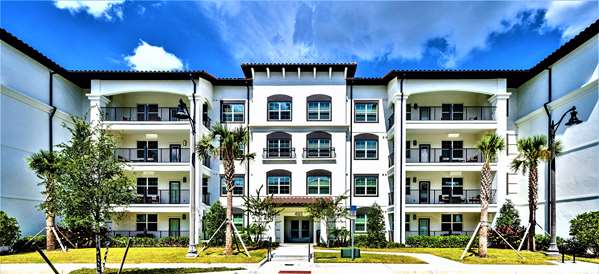 Exterior view - Vista Cay Resort by Millenium Orlando