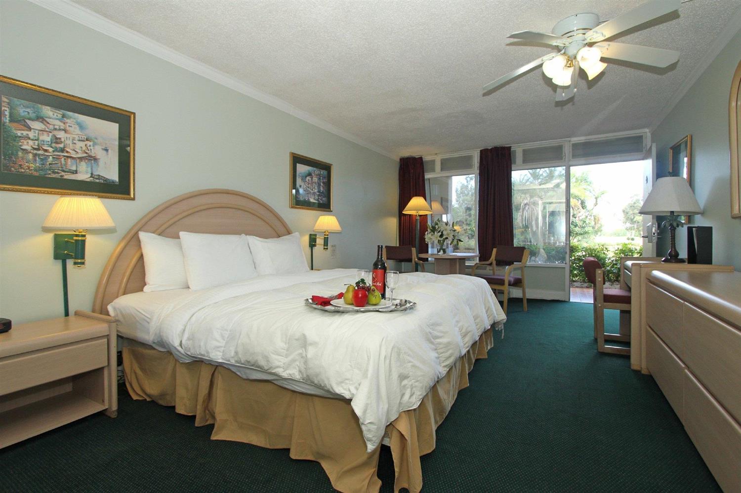 Grand Palms Resort Pembroke Pines, FL See Discounts
