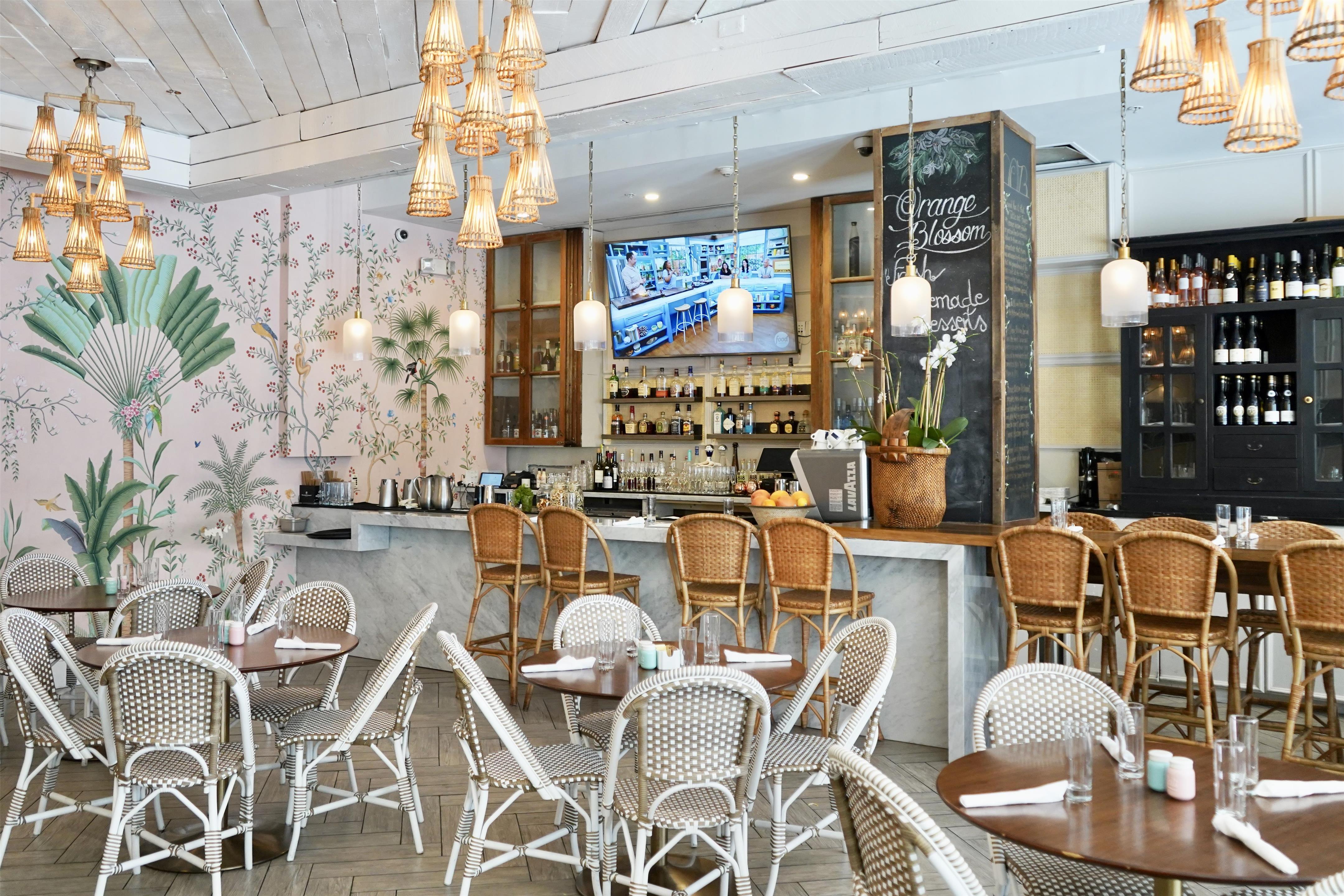 Liberty Park Hotel South Beach Restaurant | Riviera Suites South Beach, a South Beach Group Hotel