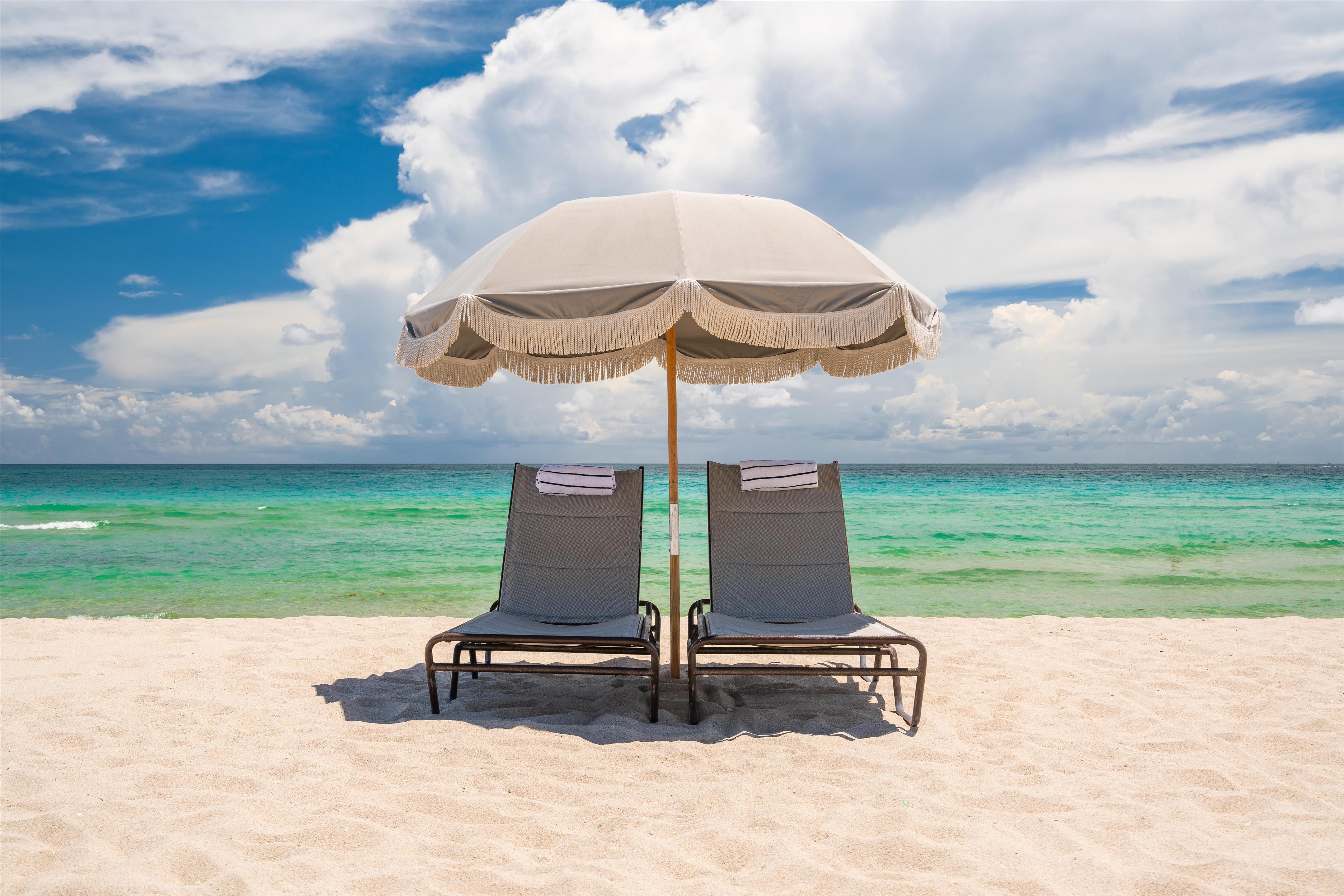 Liberty Park Hotel South Beach Beach Chairs Daily | Riviera Suites South Beach, a South Beach Group Hotel