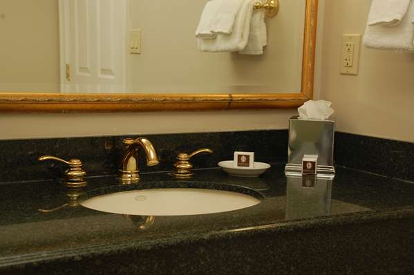  - Riverside Hotel Fort Lauderdale