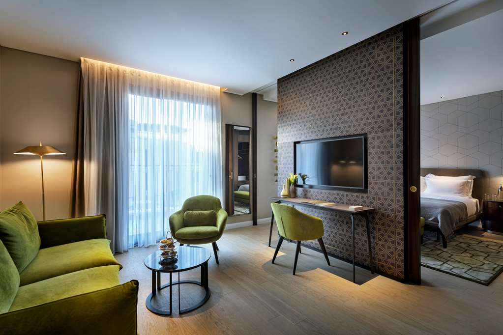 INBAL JERUSALEM HOTEL-guestroom-Guest Room,Suite,On-Site.jpg