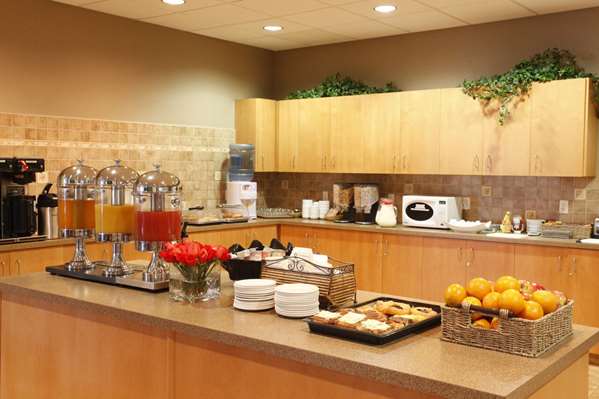  - Pomeroy Inn & Suites Dawson Creek